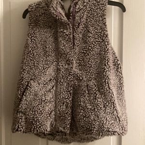 Francesca’s Sherpa Vest M.